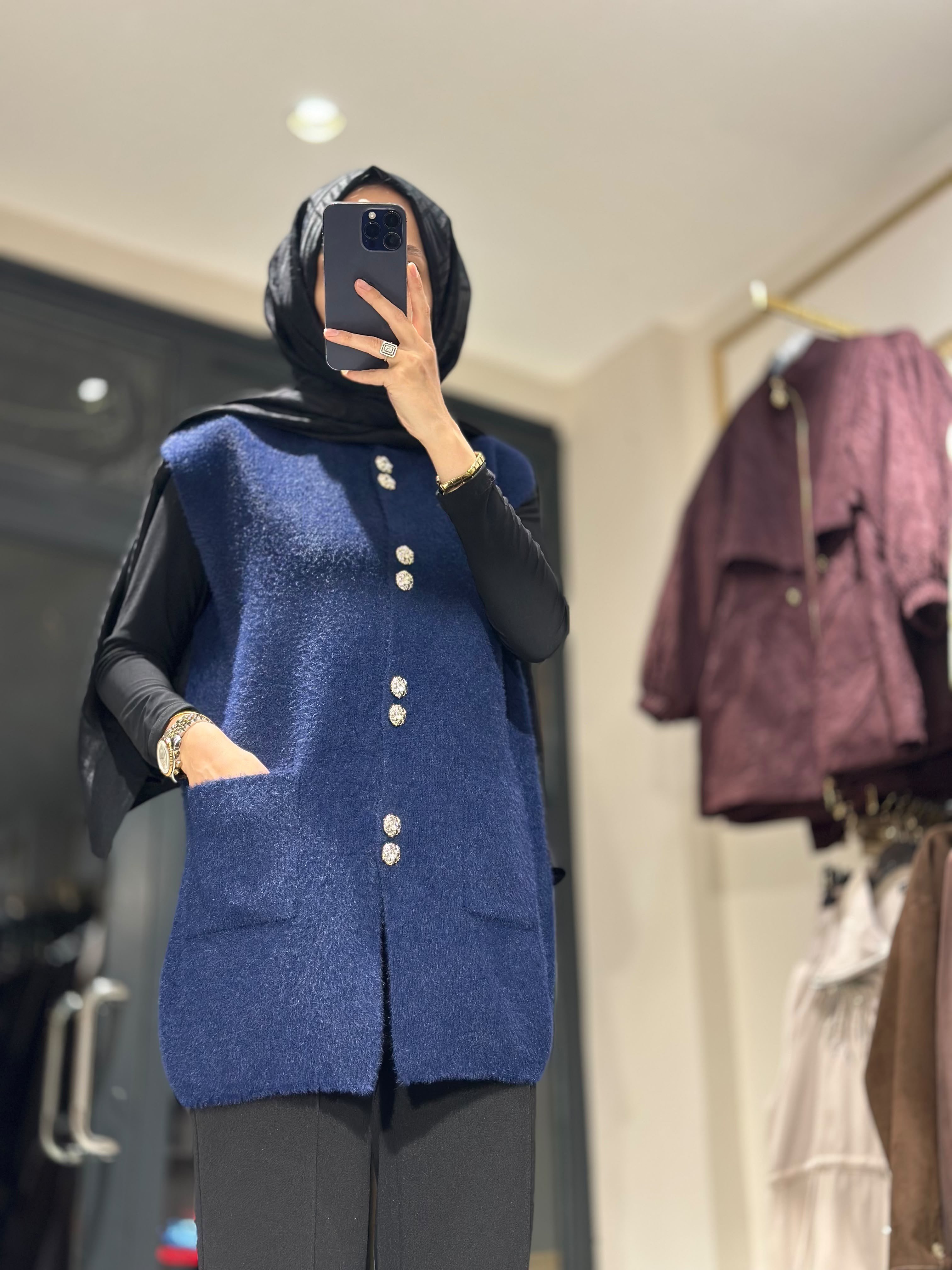 T139 ANGORA YELEK