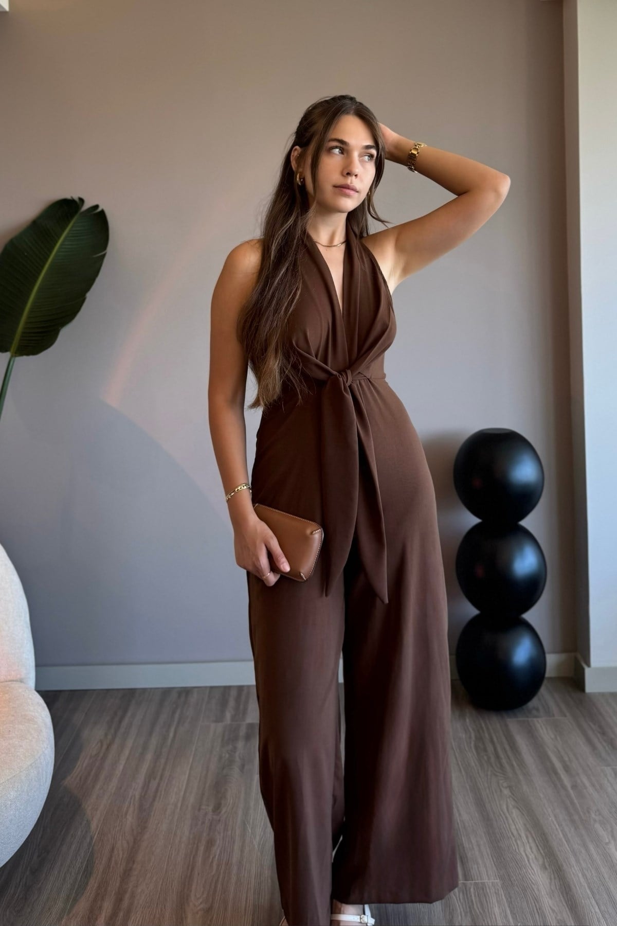 Önden Bağlamalı Kahverengi Bol Paça Tulum