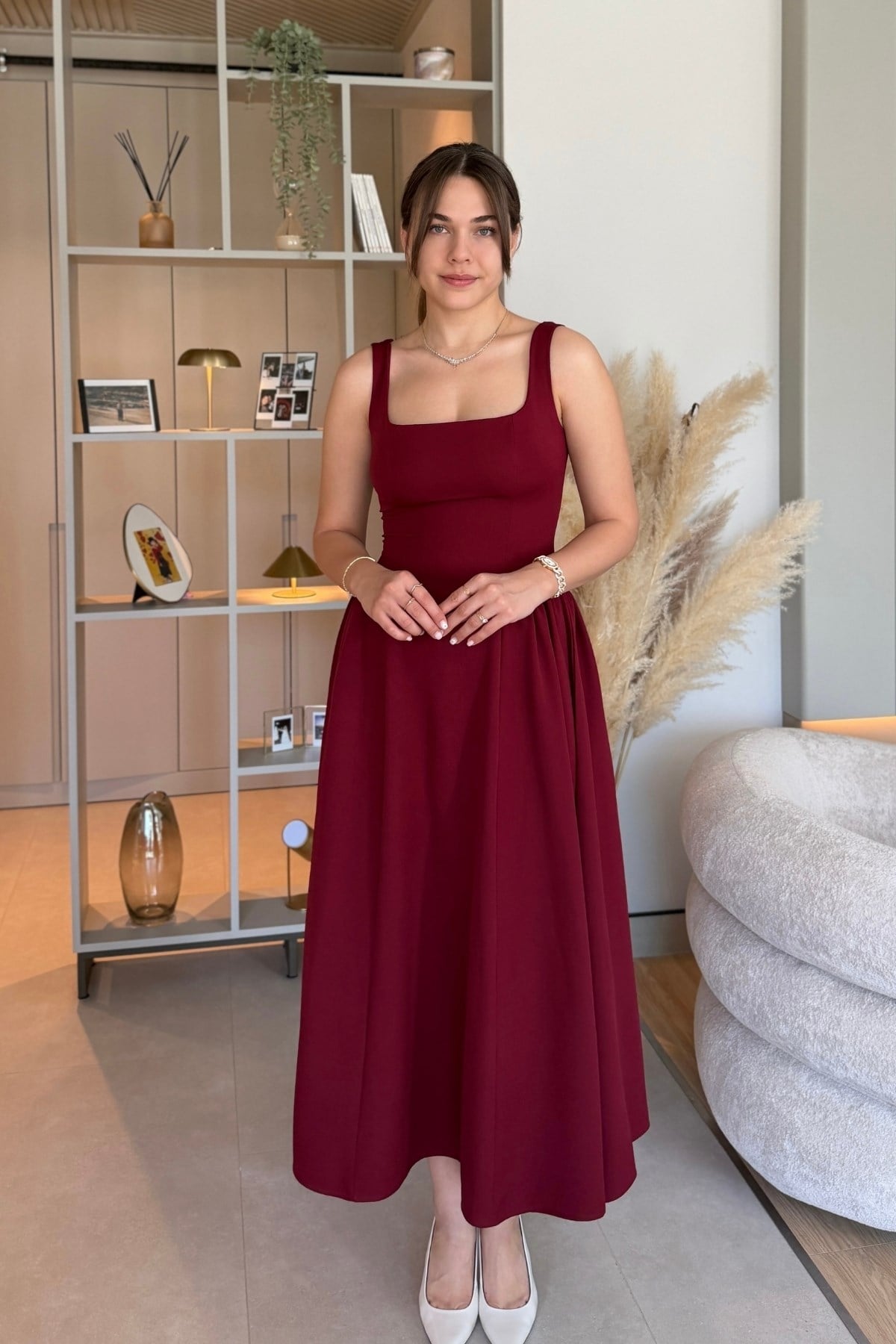 Askılı Zarif Kloş Maxi Bordo Elbise