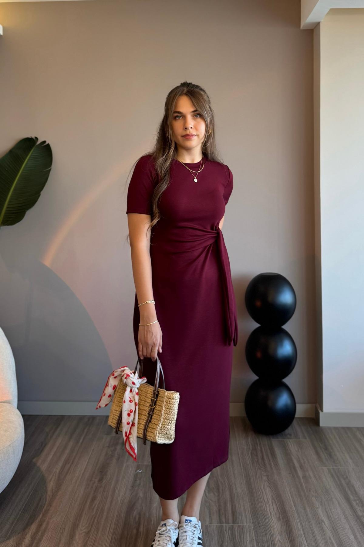 Yandan Bağlamalı Yırtmaçlı Modal Kumaş Bordo Elbise