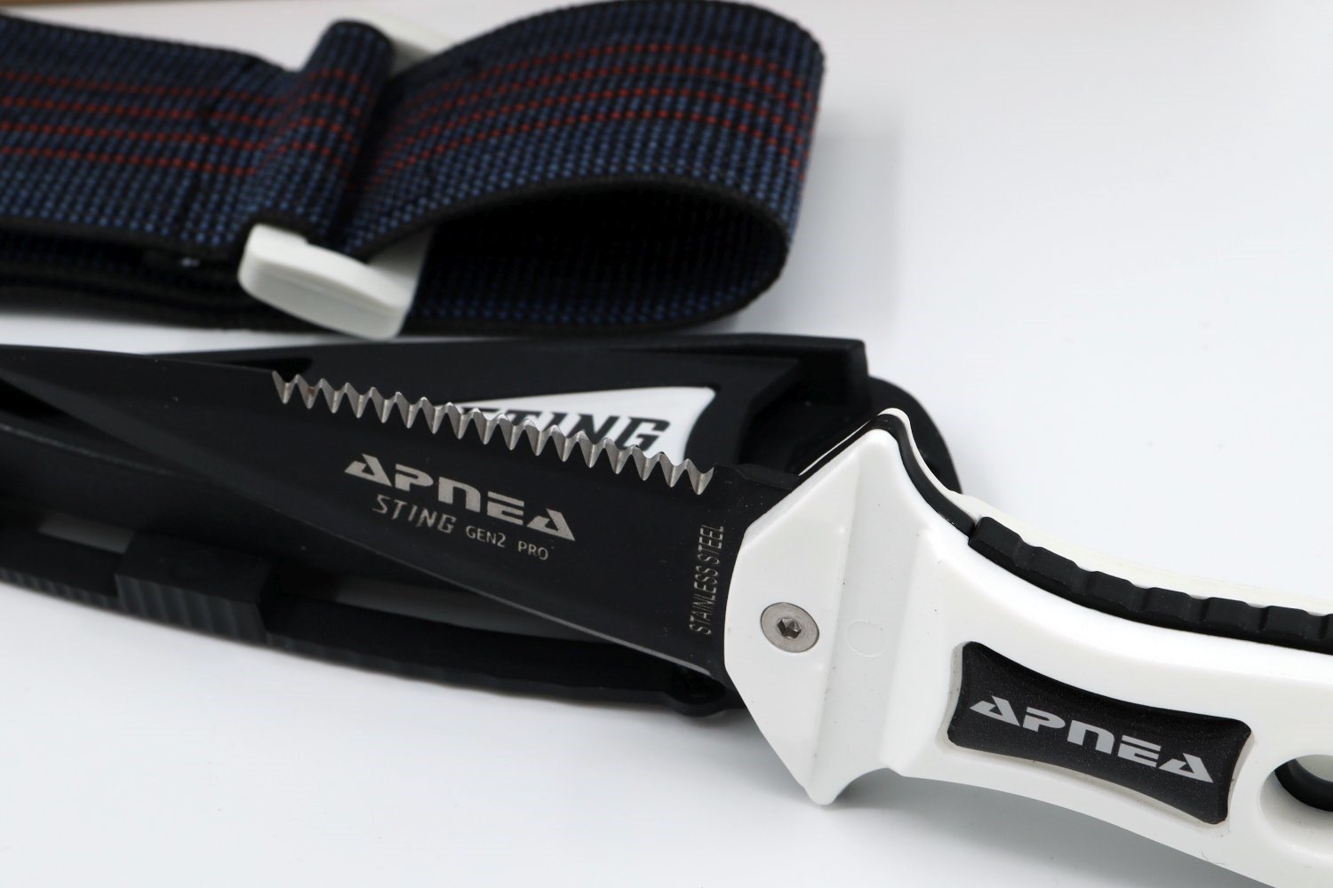 Apnea Sting Gen2 Pro Siyah Bıçak