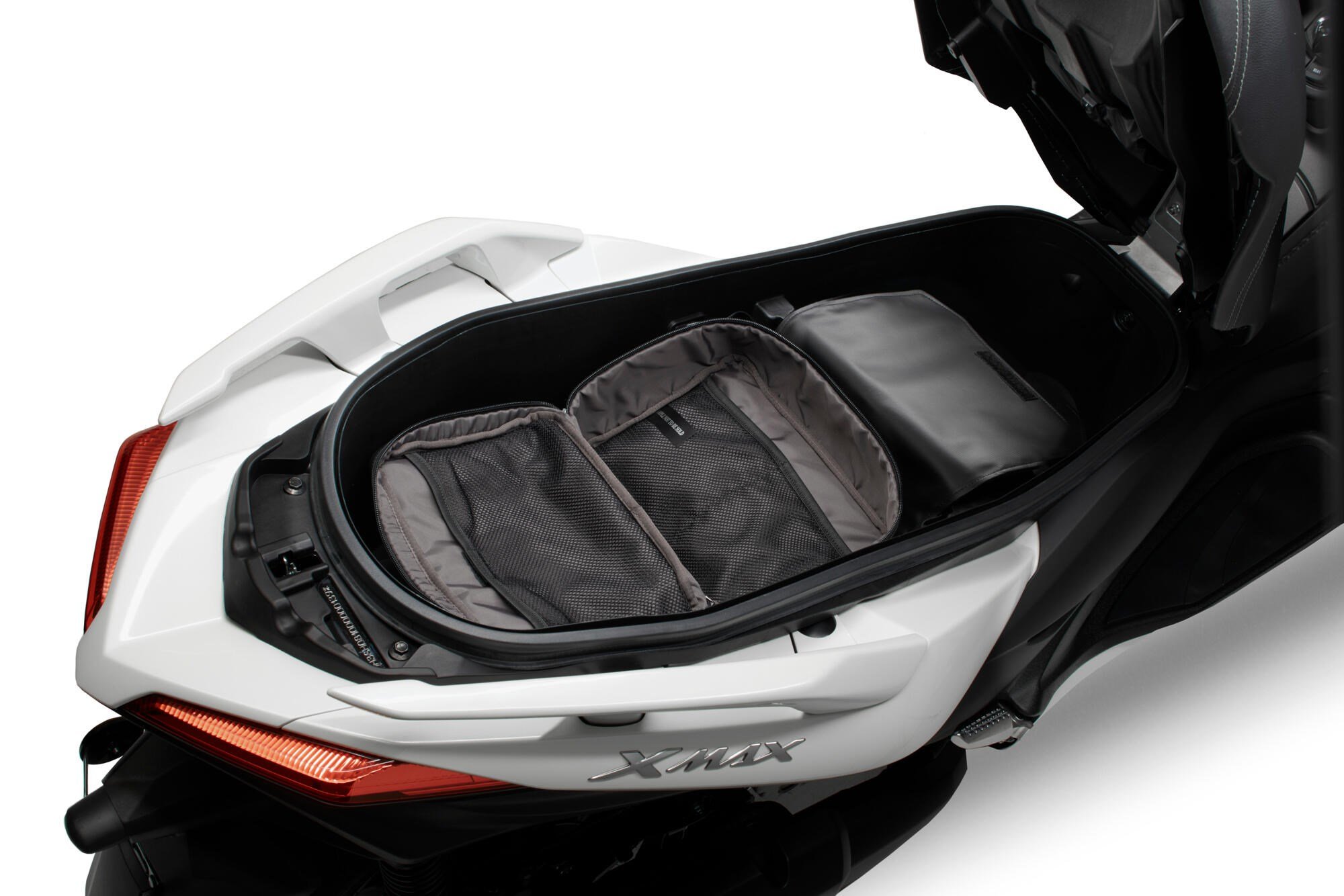 XMAX 125 SELE ALTI ÇANTA (2018 MODEL YILI)