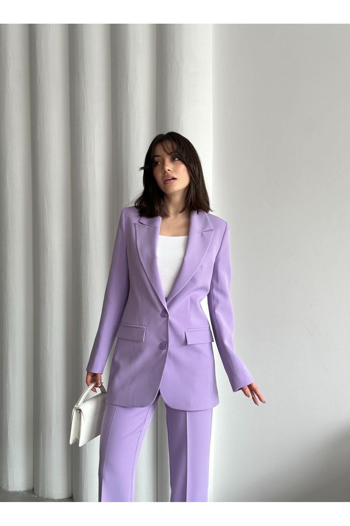 ÇİFT DÜĞMELİ BLAZER TAKIMI