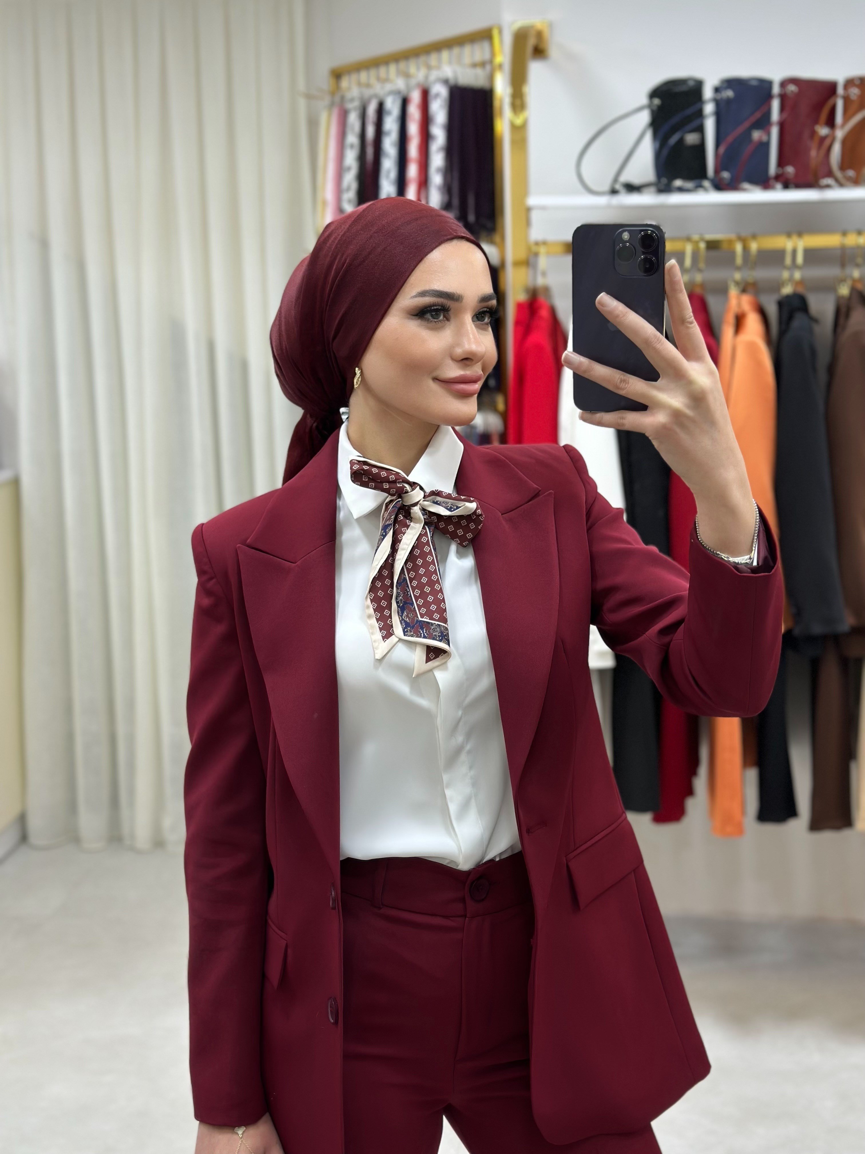 ÇİFT DÜĞMELİ BLAZER TAKIMI