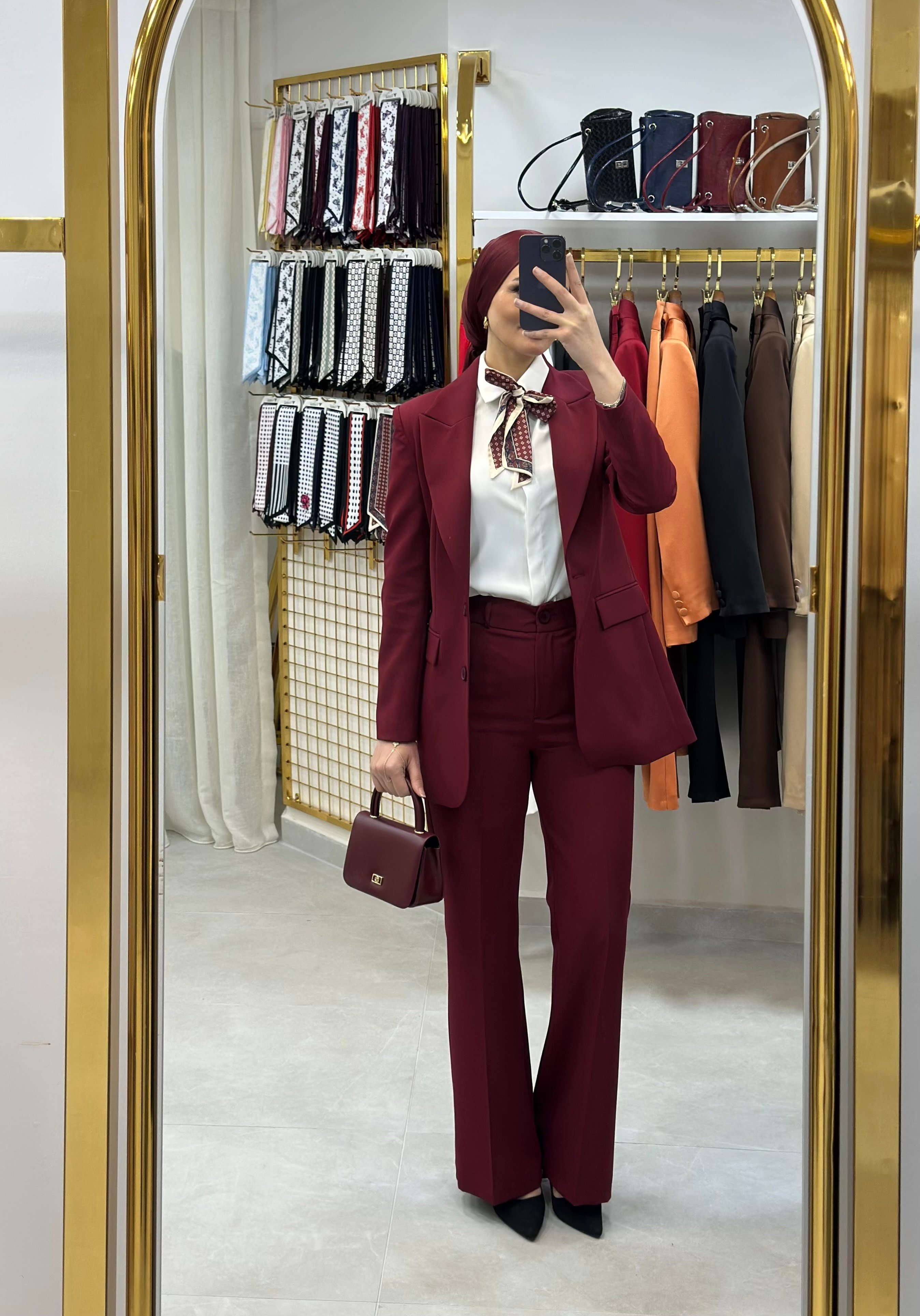 ÇİFT DÜĞMELİ BLAZER TAKIMI