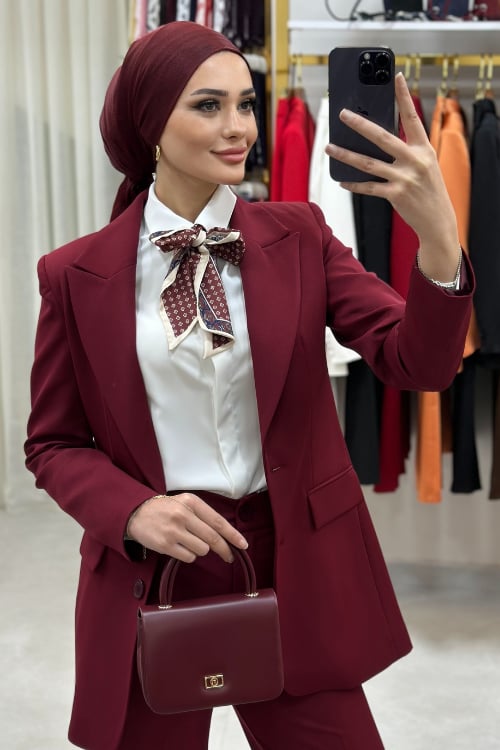 ÇİFT DÜĞMELİ BLAZER TAKIMI
