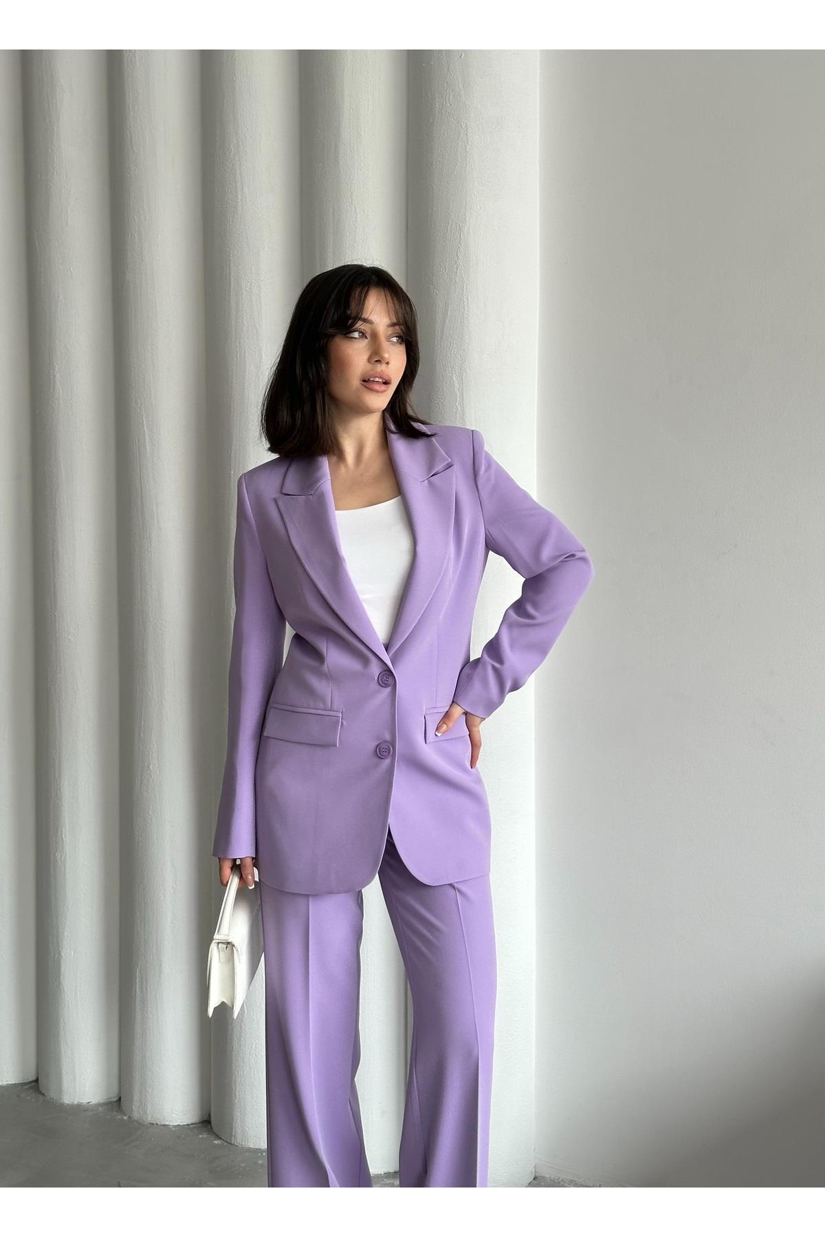 ÇİFT DÜĞMELİ BLAZER TAKIMI