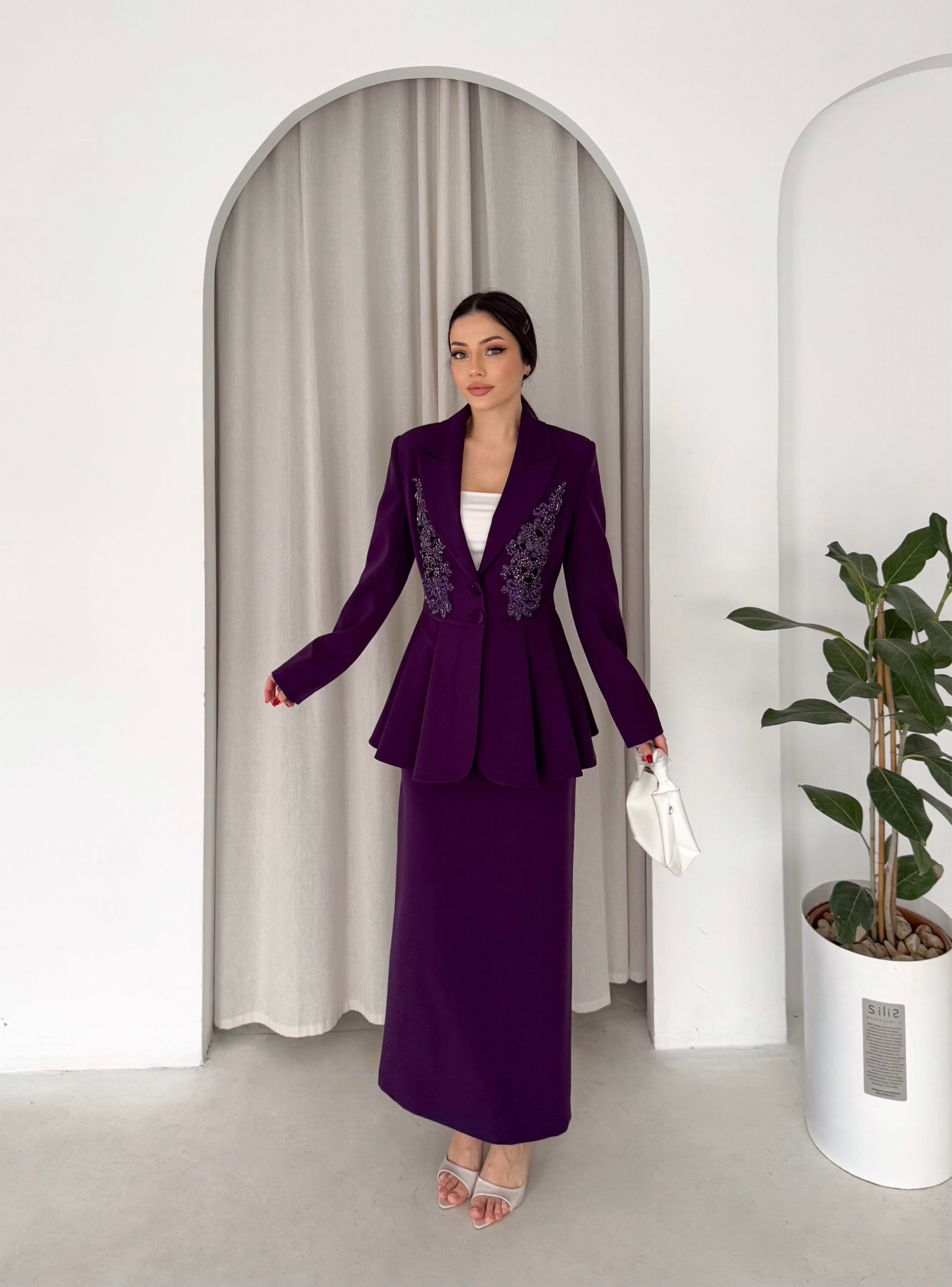 El İşlemeli Volanlı Blazer Etekli İkili Takım