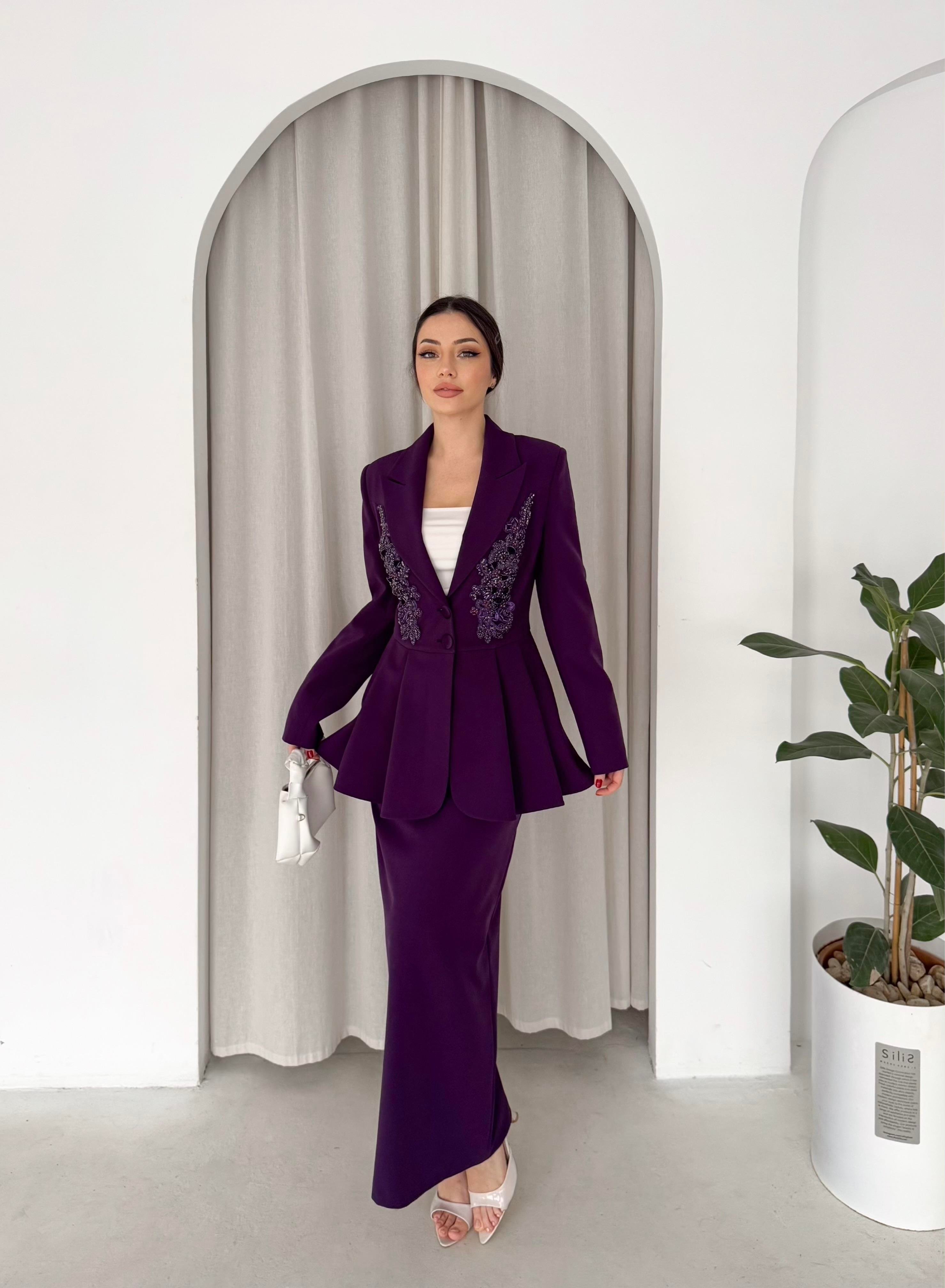 El İşlemeli Volanlı Blazer Etekli İkili Takım