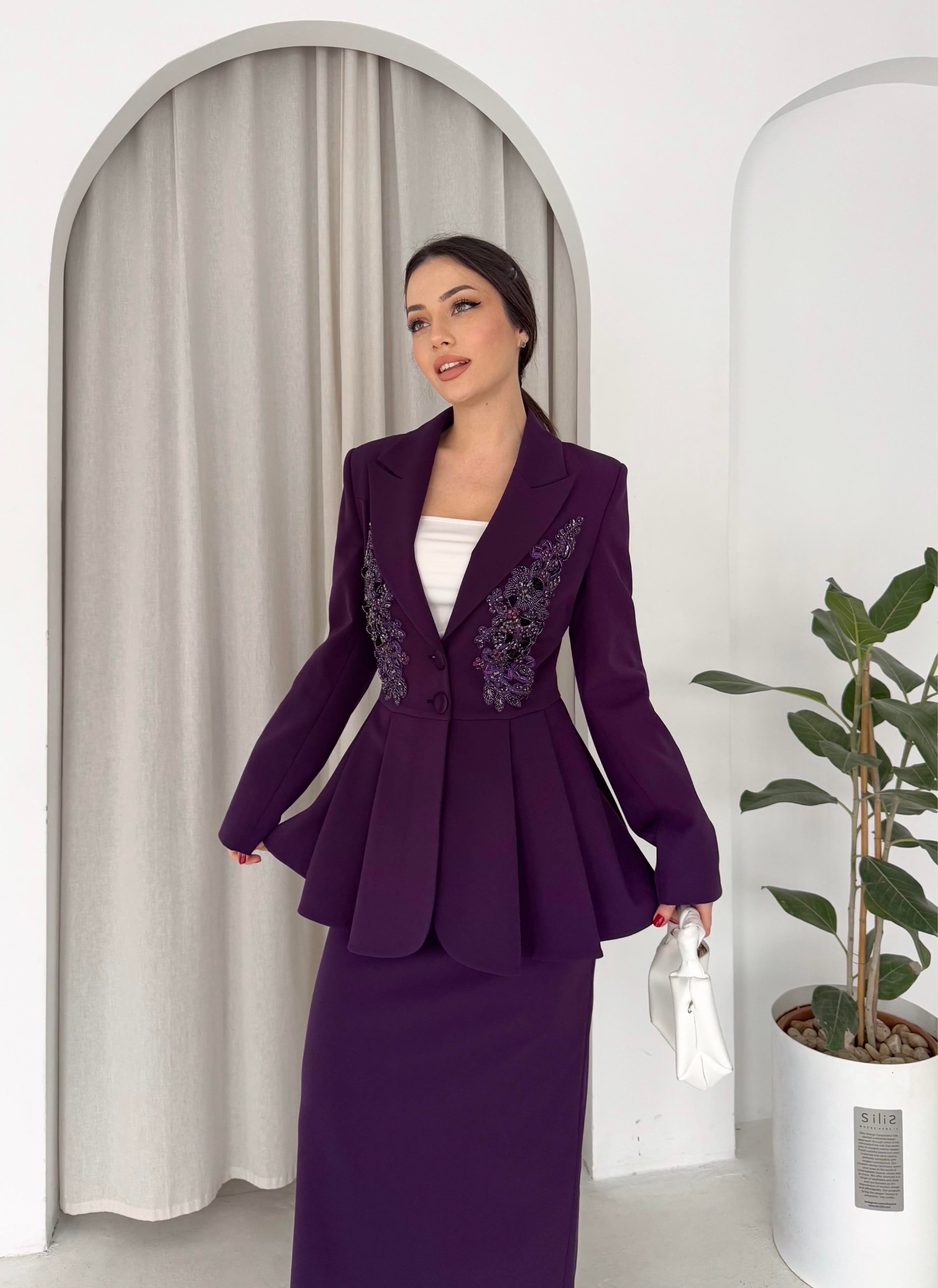 El İşlemeli Volanlı Blazer Etekli İkili Takım