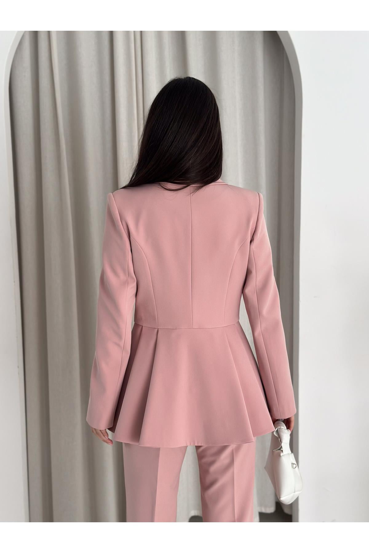 Volanlı Blazer İkili Pantolonlu Takım