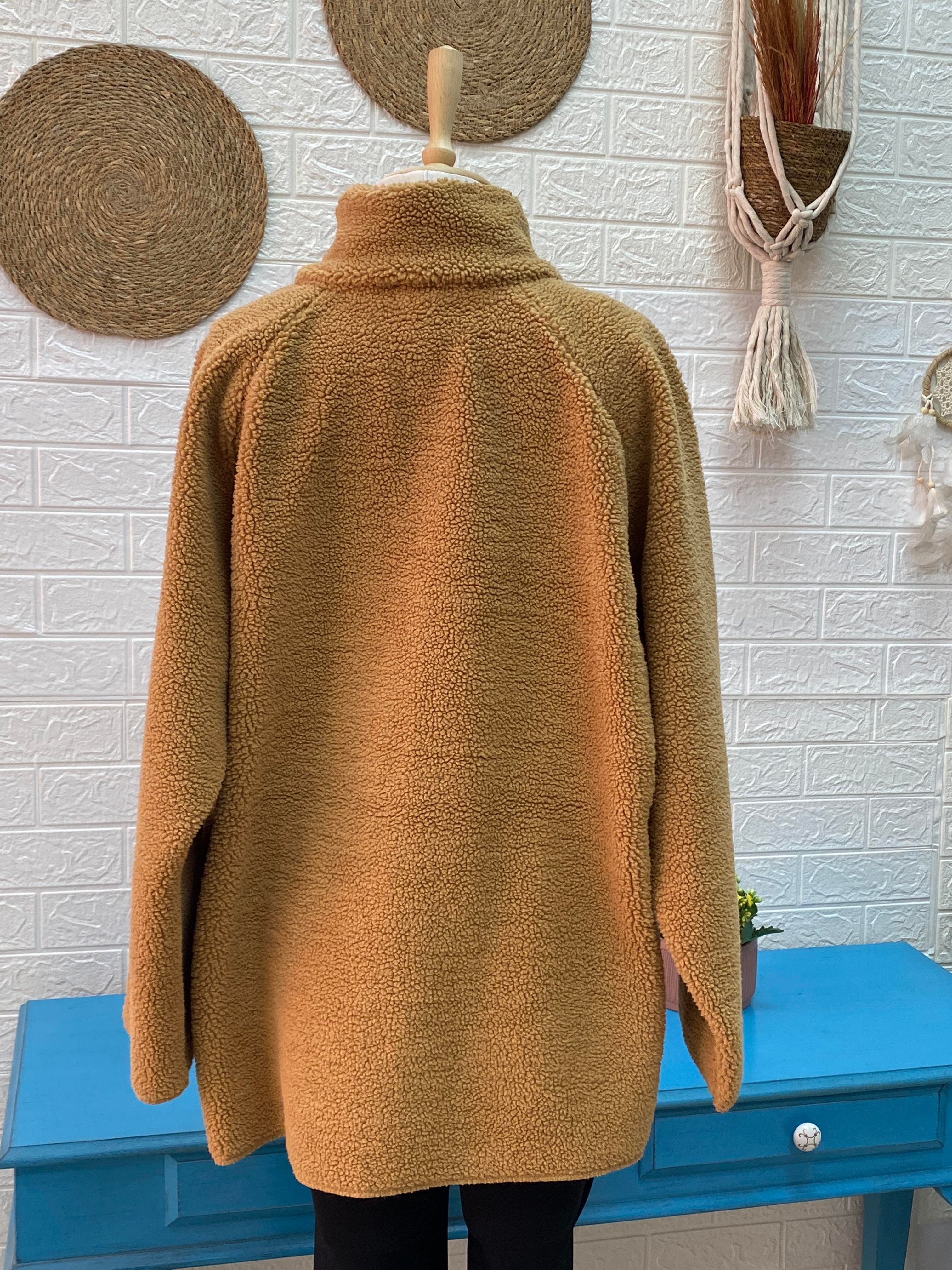 PELUŞ MONT