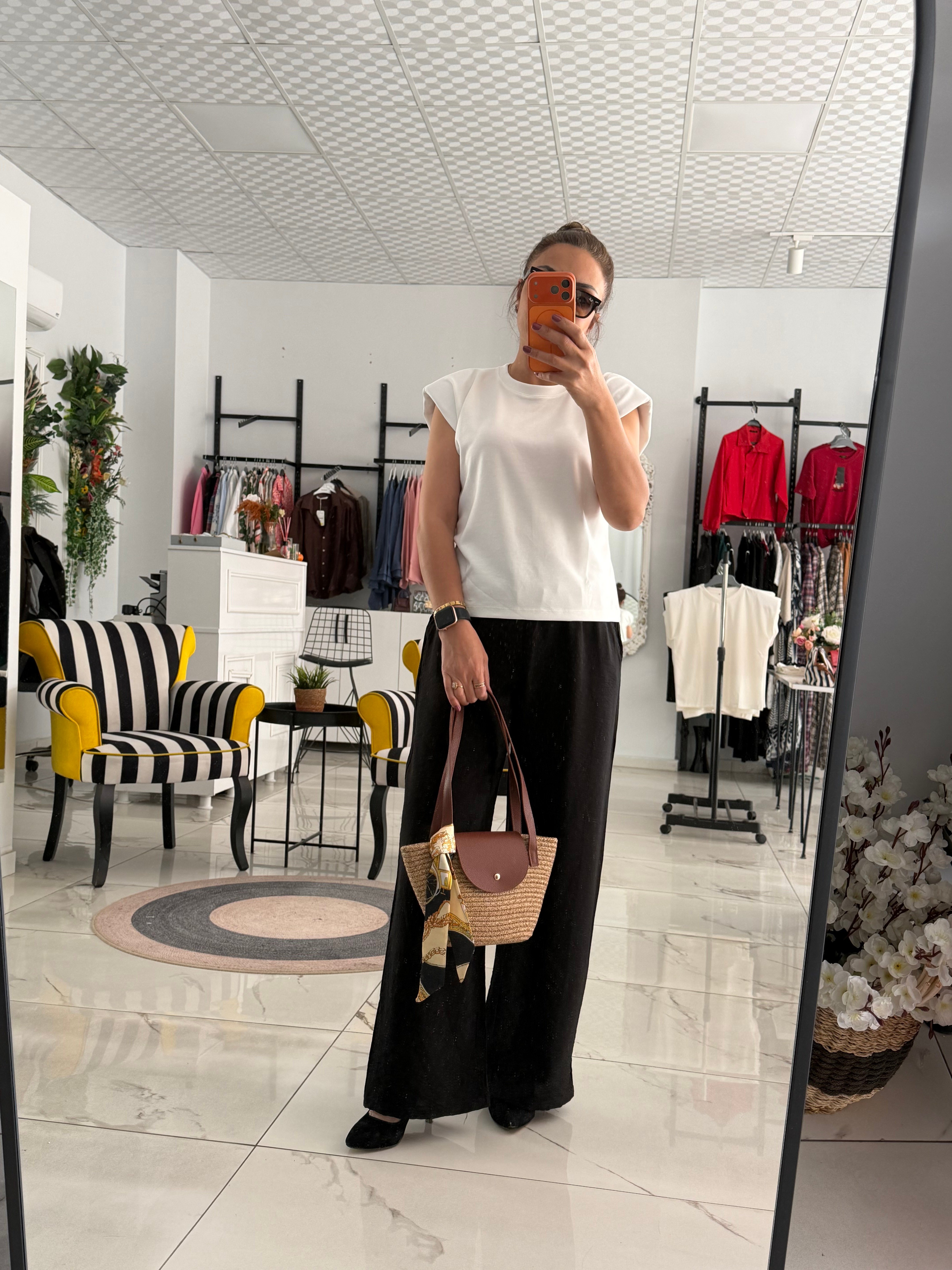 SIFIR KOL VATKALI BASİC TSHİRT BEYAZ