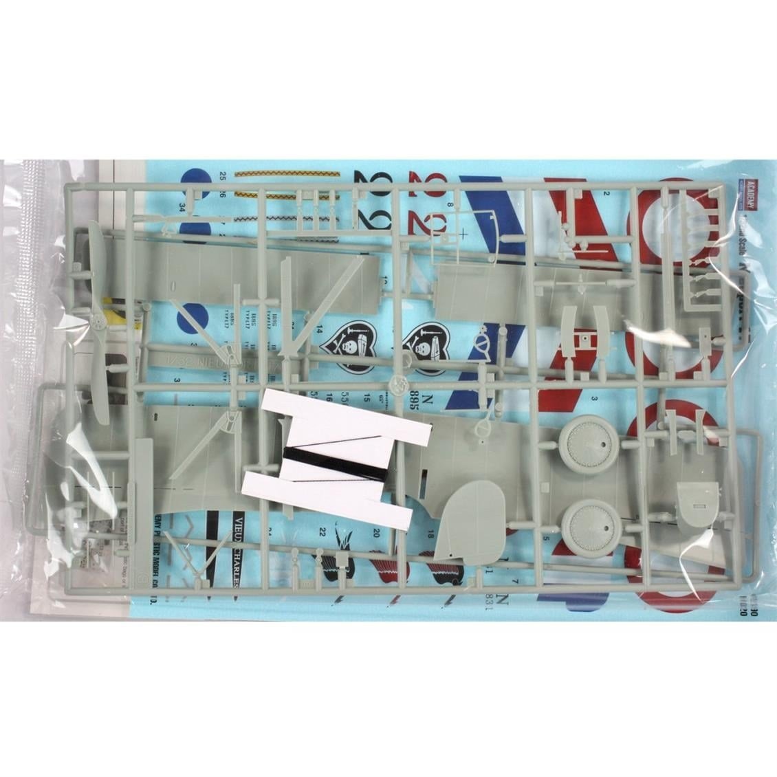 Academy 12110 1/32 Ölçek, Nieuport 17 Savaş Uçağı, Plastik Model Kiti