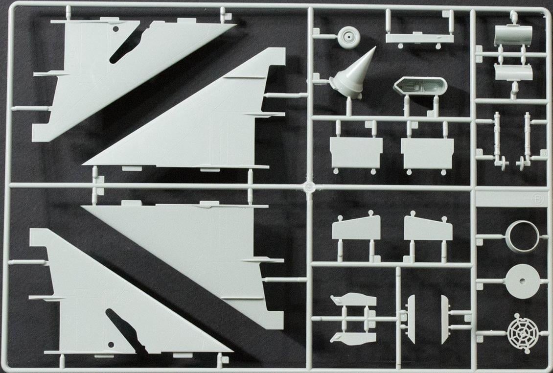 Academy 12115 1/35 Ölçek, AH-60L DAP Helikopter, Plastik Model Kiti
