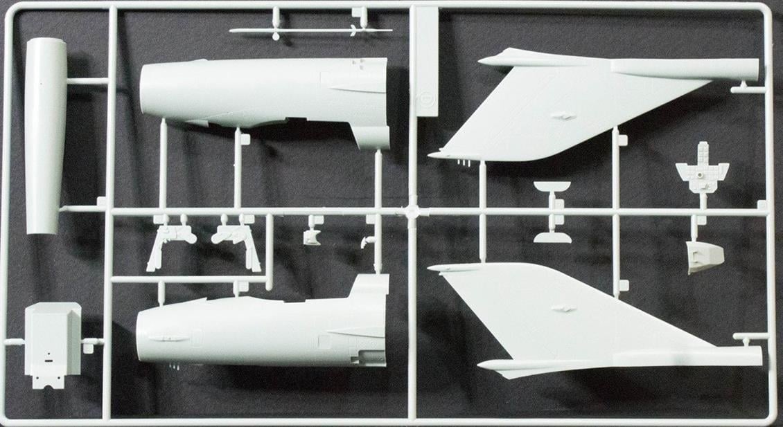 Academy 12115 1/35 Ölçek, AH-60L DAP Helikopter, Plastik Model Kiti