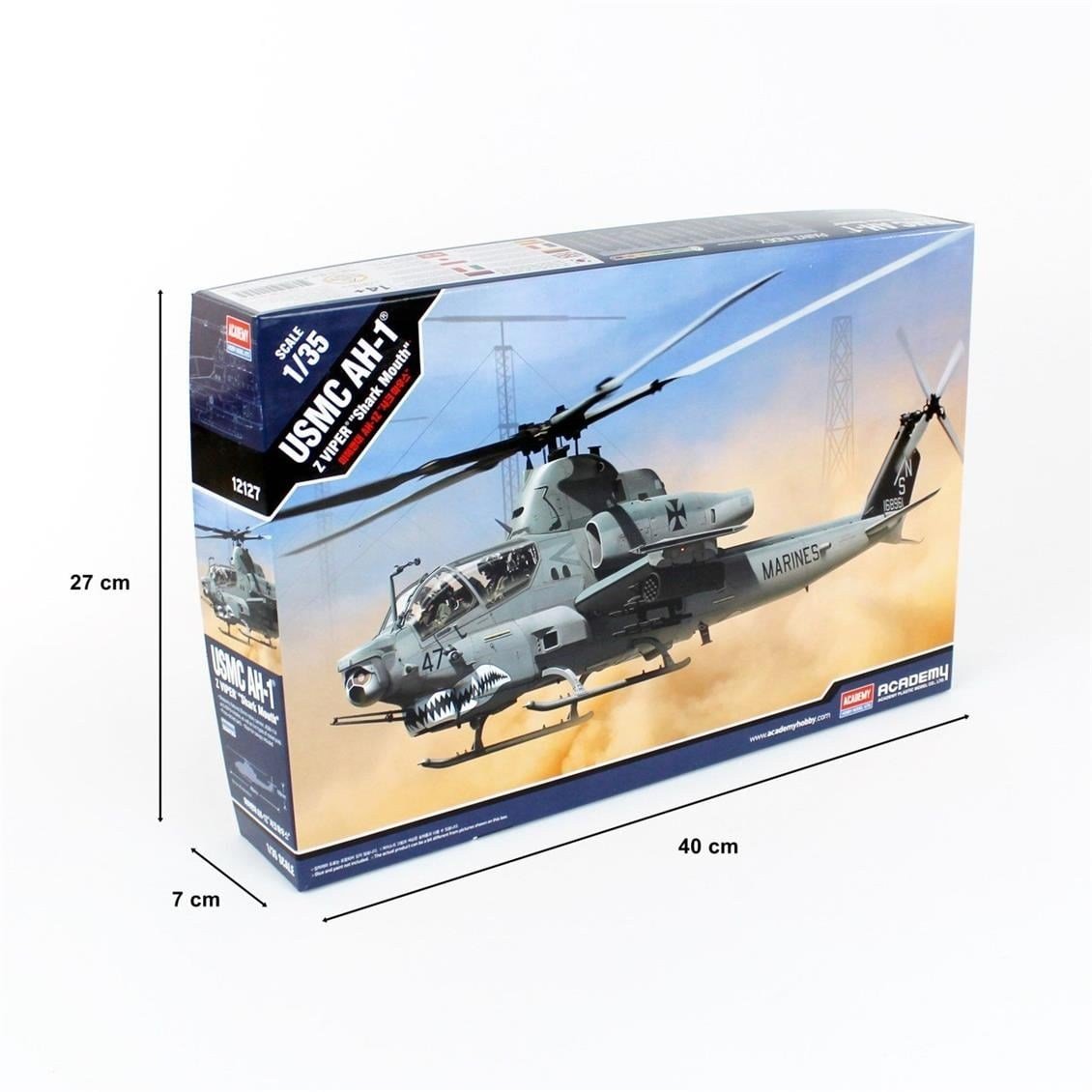 Academy 12127 1/35 Ölçek, USMC AH-1Z (Shark Mouth) Helikopter, Plastik Model Kiti