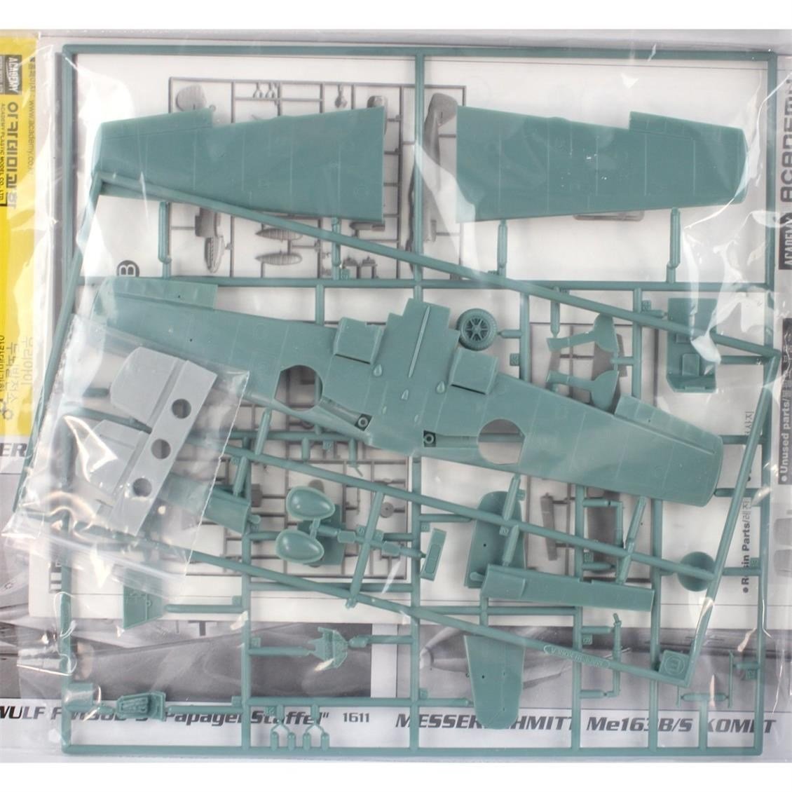 Academy 12225 1/48 Ölçek, Messerschmitt Bf 109T-2 Savaş Uçağı, Plastik Model Kiti