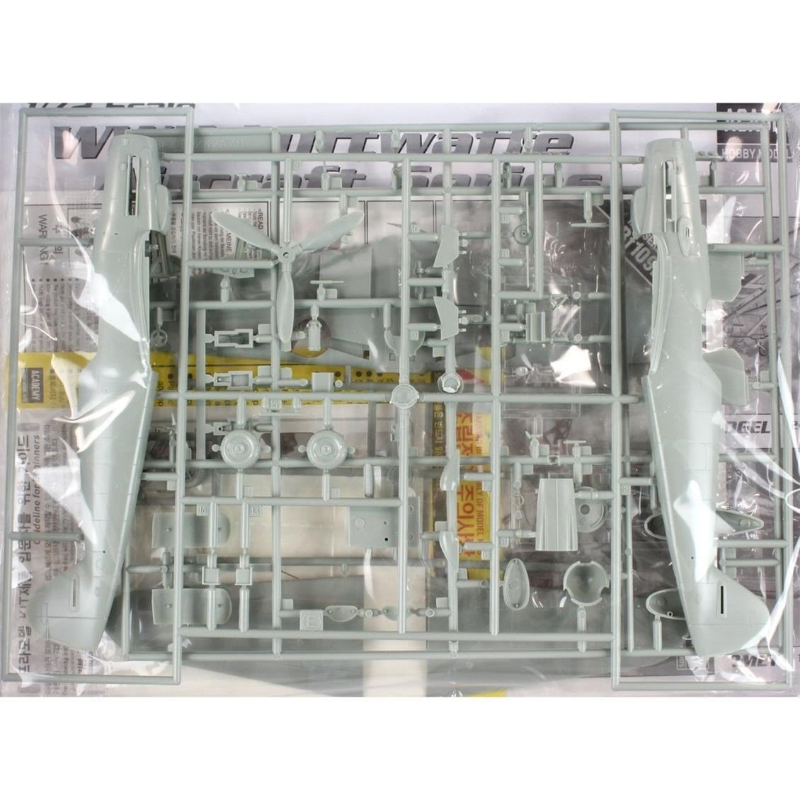 Academy 12228 1/48 Ölçek, Messerschmitt Bf109K-4 Savaş Uçağı, Plastik Model Kiti
