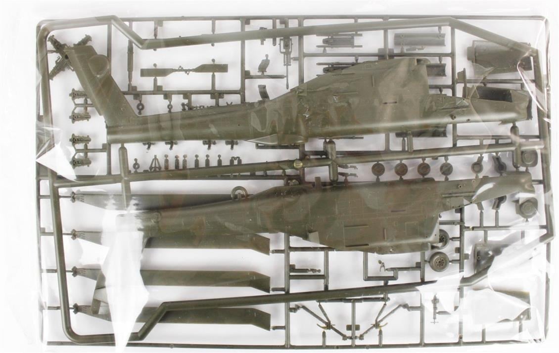 Academy 12262 1/48 Ölçek, AH-64A Apache Helikopter, Plastik Model Kiti