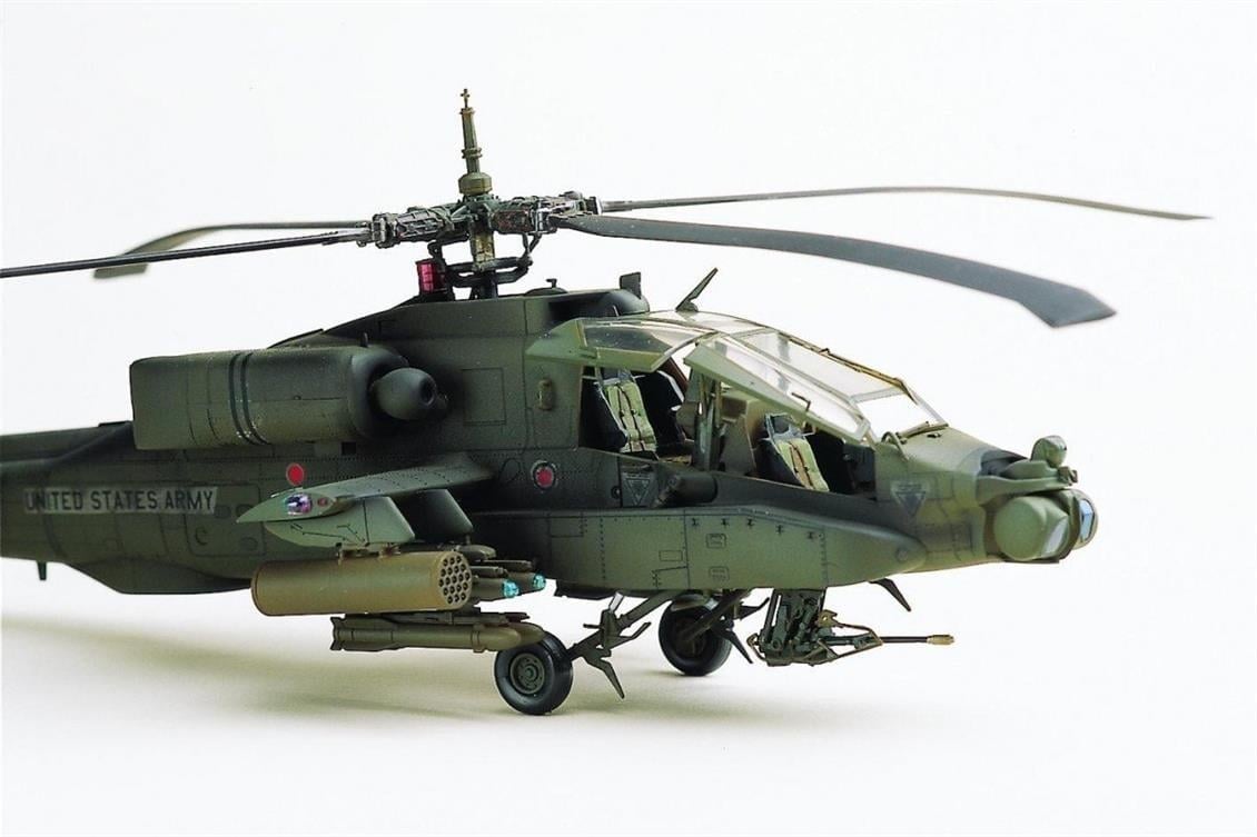 Academy 12262 1/48 Ölçek, AH-64A Apache Helikopter, Plastik Model Kiti