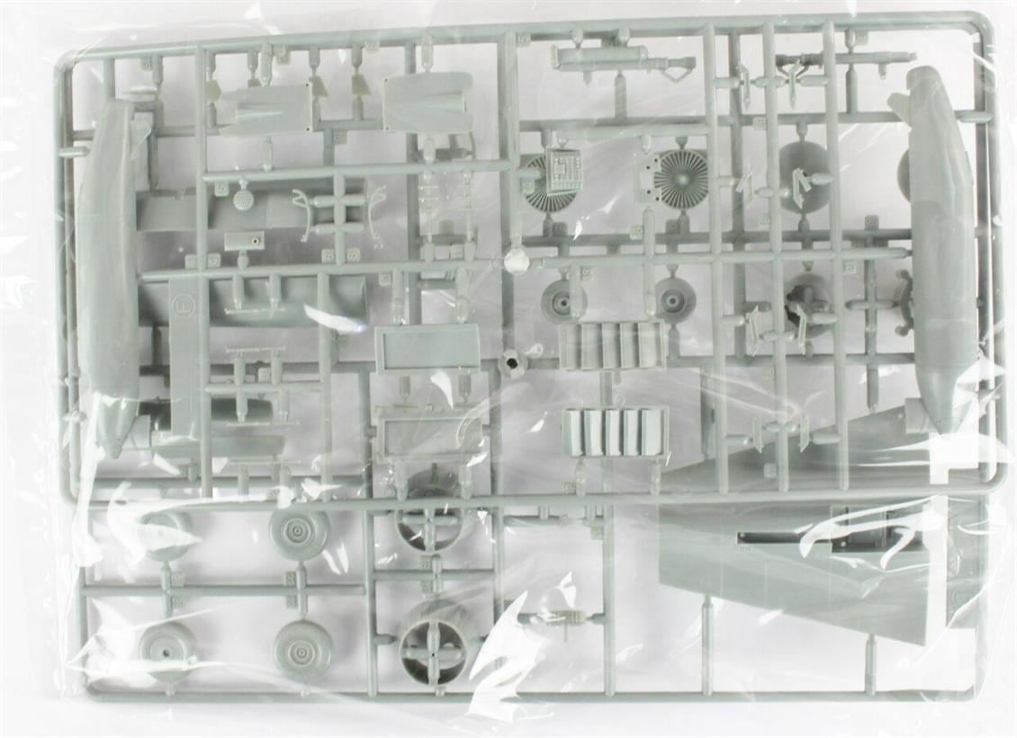 Academy 12263 1/48 Ölçek, M-29A Fulcrum A Savaş Uçağı, Plastik Model Kiti