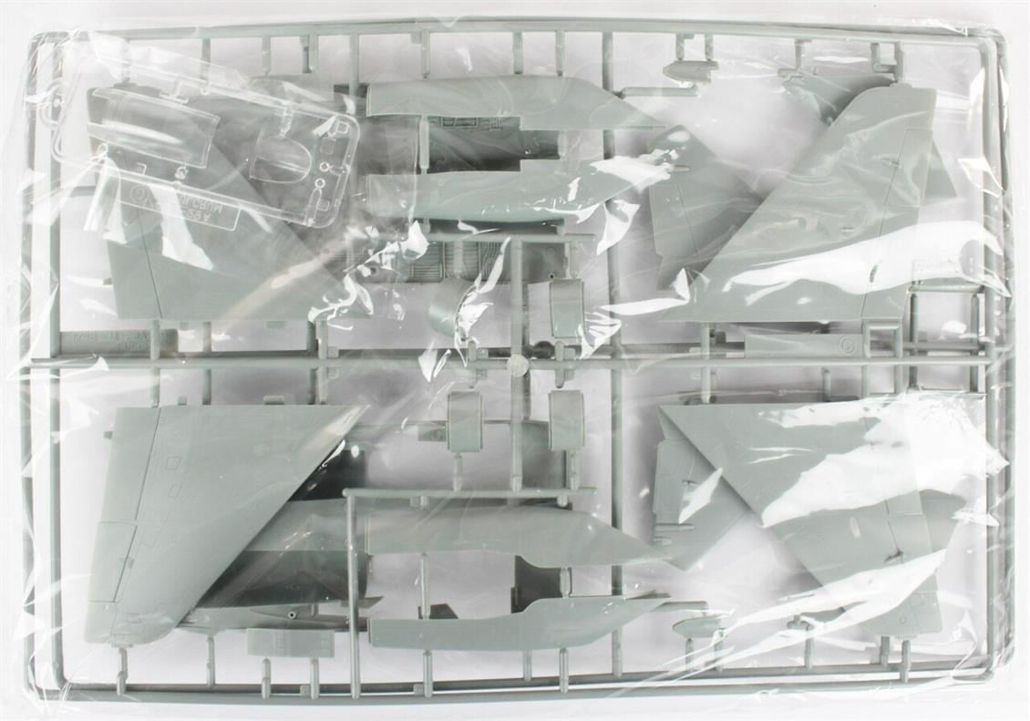 Academy 12263 1/48 Ölçek, M-29A Fulcrum A Savaş Uçağı, Plastik Model Kiti