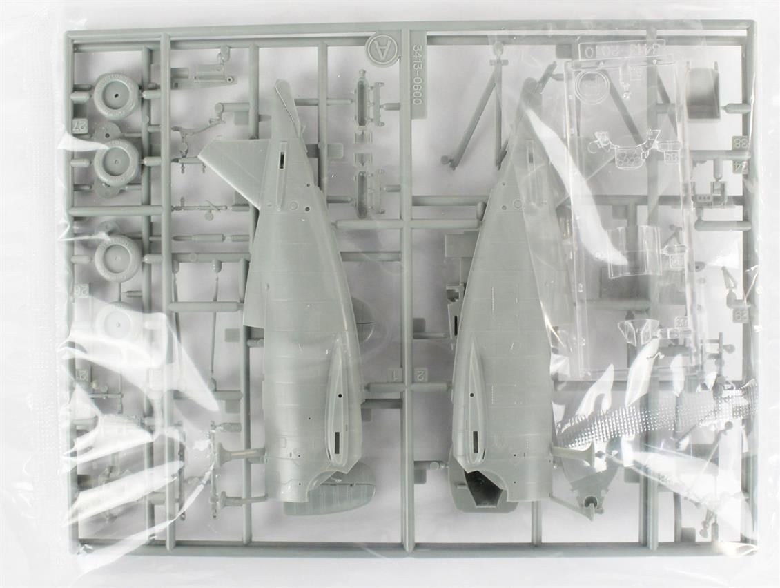 Academy 12326 1/48 Ölçek, USN F3F-2 VF-6 (Fighting Six) Savaş Uçağı, Plastik Model Kiti