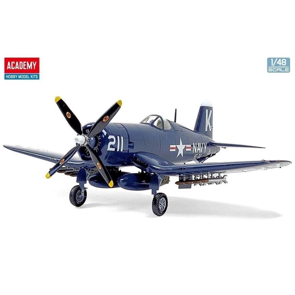 Academy 12353 1/48 Ölçek, Vought F4U-4 Corsair Savaş Uçağı, Plastik Model Kiti