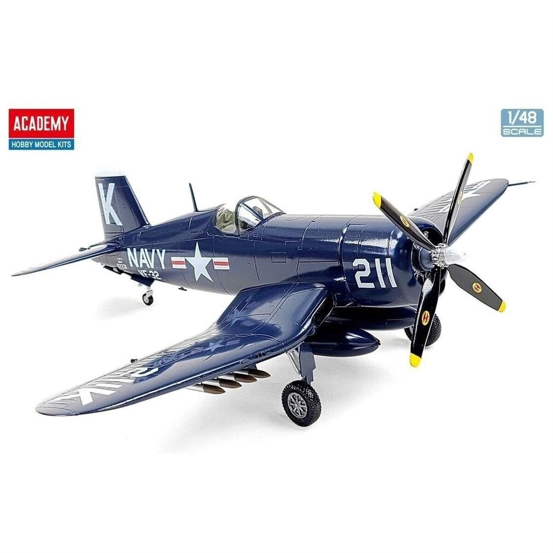 Academy 12353 1/48 Ölçek, Vought F4U-4 Corsair Savaş Uçağı, Plastik Model Kiti