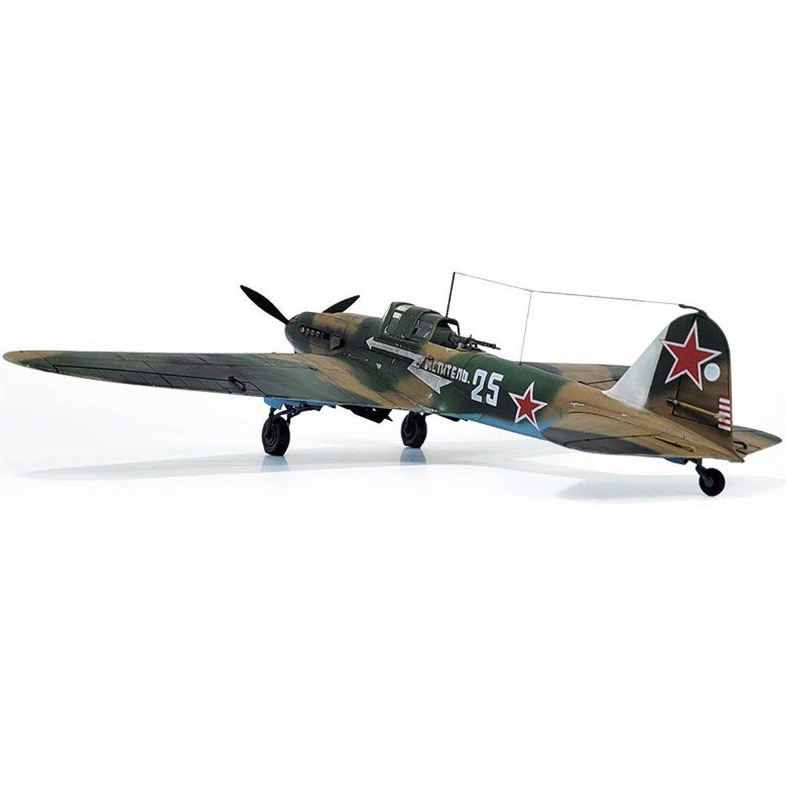 Academy 12357 1/48 IL-2m3 (Berlin 1945) Savaş Uçağı, Plastik Model Kiti