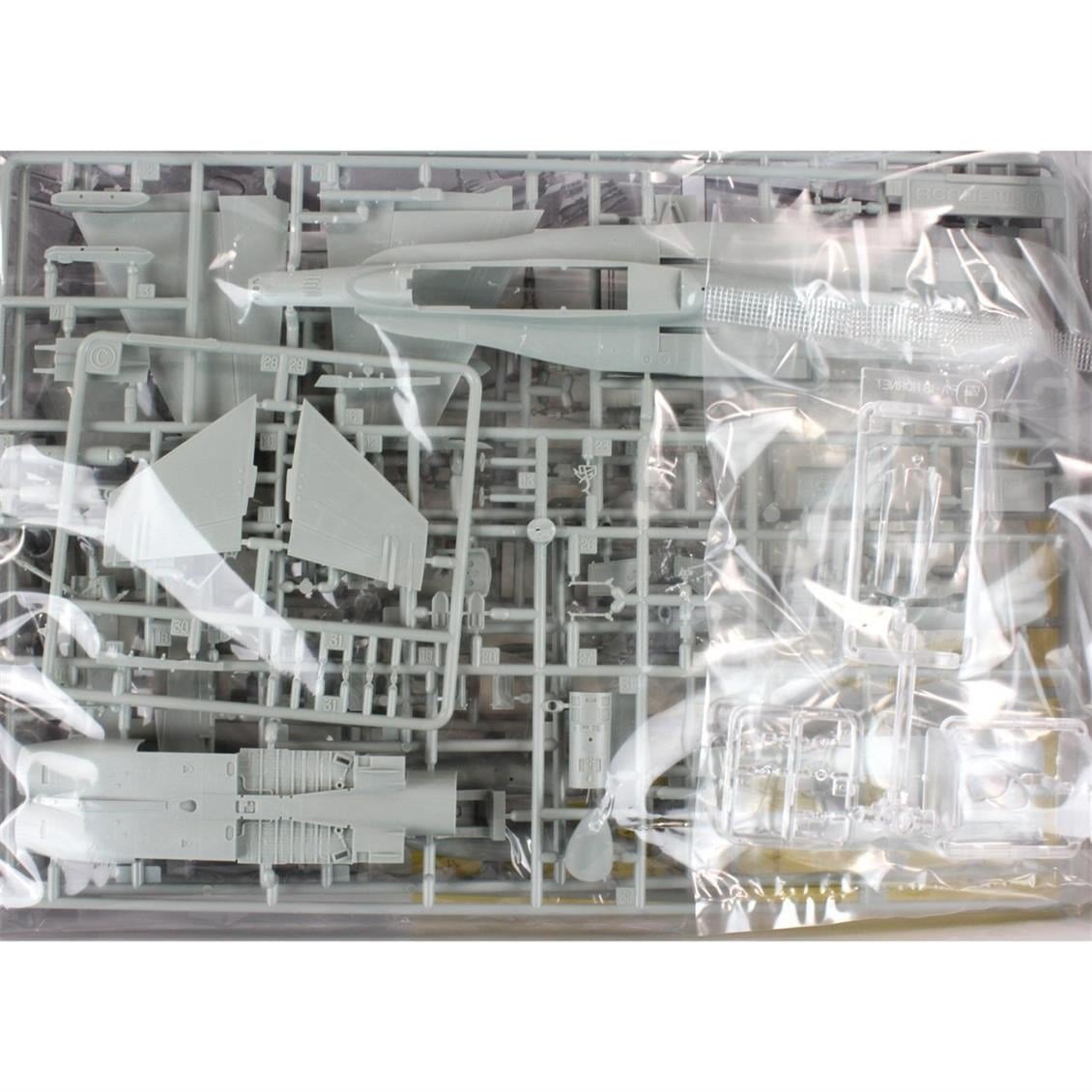Academy 12424 1/72 Ölçek, U.S. Navy F/A-18A Hornet Savaş Uçağı, Plastik Model Kiti