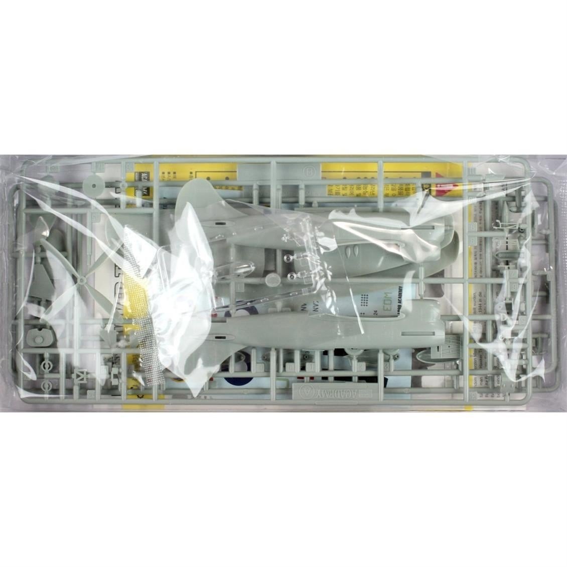 Academy 12466 1/72 Ölçek, Hawker Tempest V Royal Airforce AK Savaş Uçağı, Plastik Model Kiti