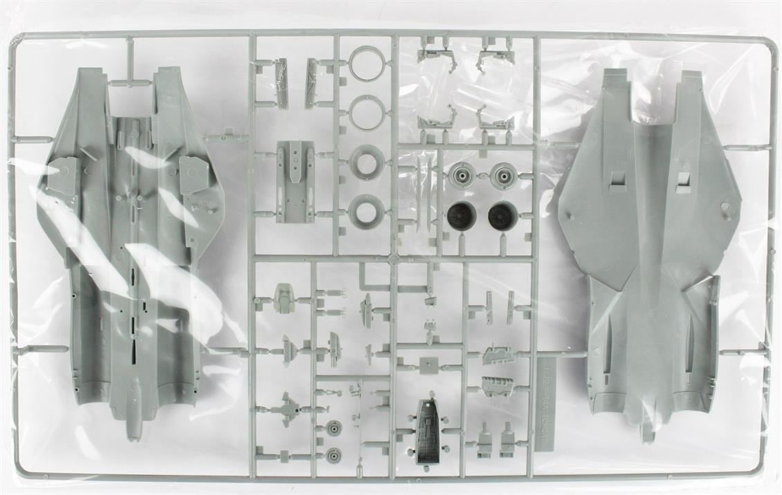 Academy 12471 1/72 Ölçek, ABD Donanması F-14A Tomcat Savaş Uçağı, Plastik Model Kiti