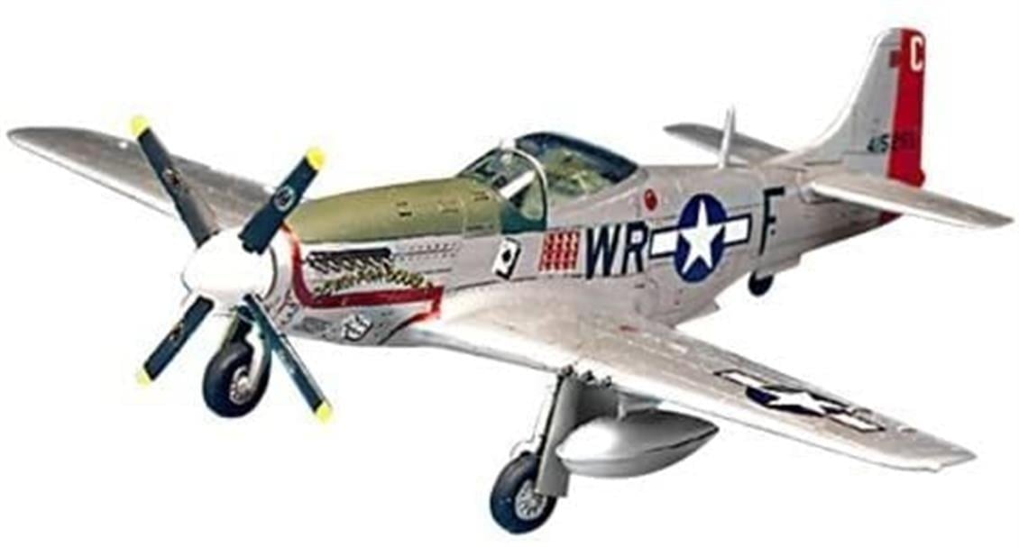 Academy 12485 1/72 Ölçek, P-51D Mustang Savaş Uçağı, Plastik Model Kiti