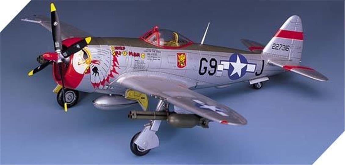 Academy 12491 1/72 Ölçek, P-47D Thunderbolt (Bubble Top) Savaş Uçağı, Plastik Model Kiti