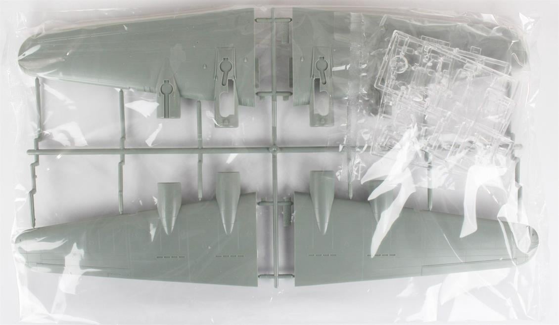 Academy 12495 1/72 Ölçek, B-17F Flying Fortress (Memphis Belle) Savaş Uçağı, Plastik Model Kiti