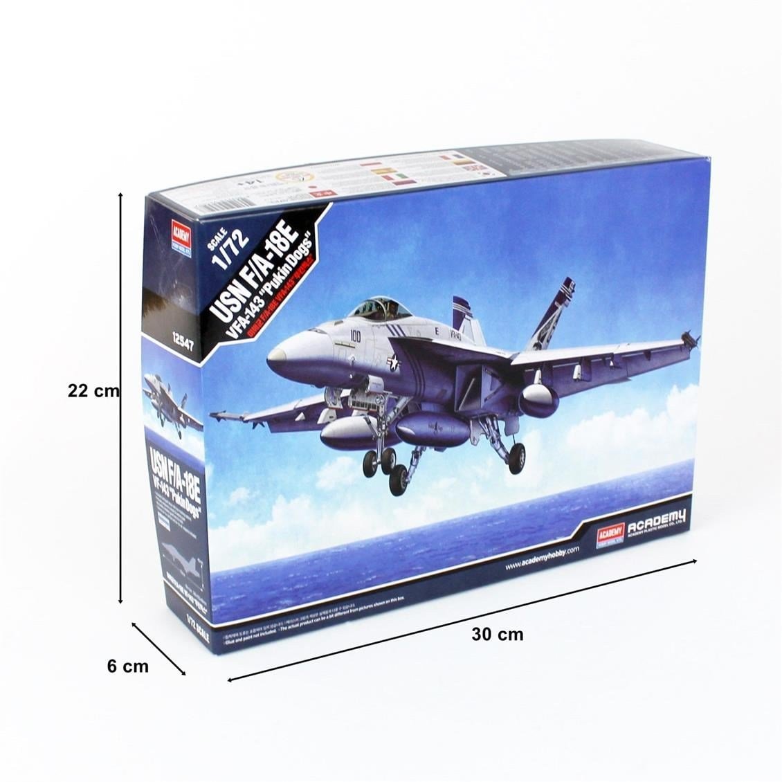 Academy 12547 1/72 Ölçek, USN F/A-18E VFA-143 (Pukin Dogs) Savaş Uçağı, Plastik Model Kiti