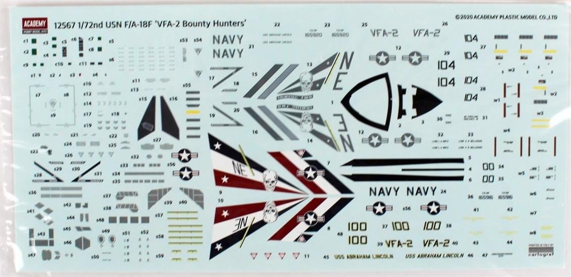 Academy 12567 1/72 Ölçek, USN F/A-18F (VFA-2 Bounty Hunters) Savaş Uçağı, Plastik Model Kiti