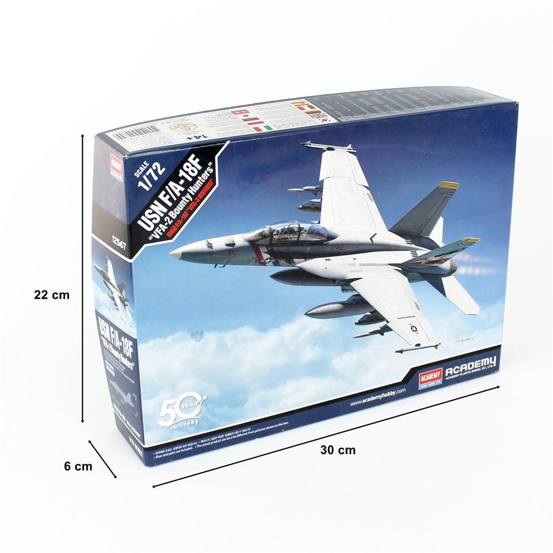 Academy 12567 1/72 Ölçek, USN F/A-18F (VFA-2 Bounty Hunters) Savaş Uçağı, Plastik Model Kiti