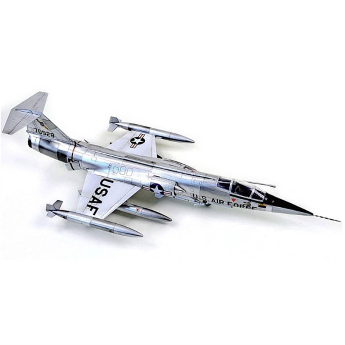 Academy 12576 1/72 Ölçek, USAF F-104C (Vietnam Savaşı) Savaş Uçağı, Plastik Model Kiti