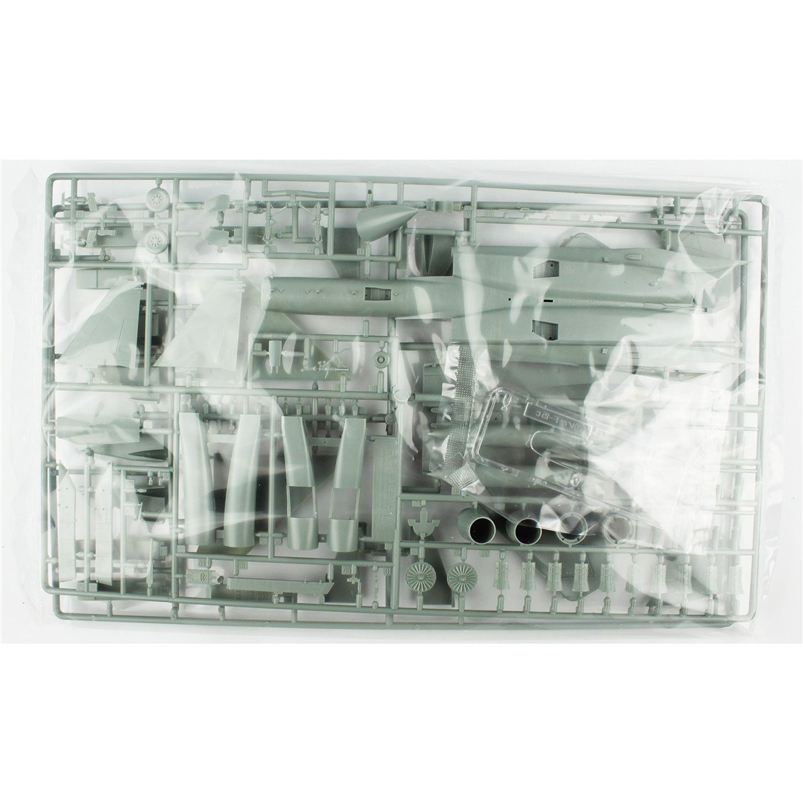 Academy 12582 1/72 F-15C (75th Anniversary Medal of Honor) Savaş Uçağı, Plastik Model Kiti