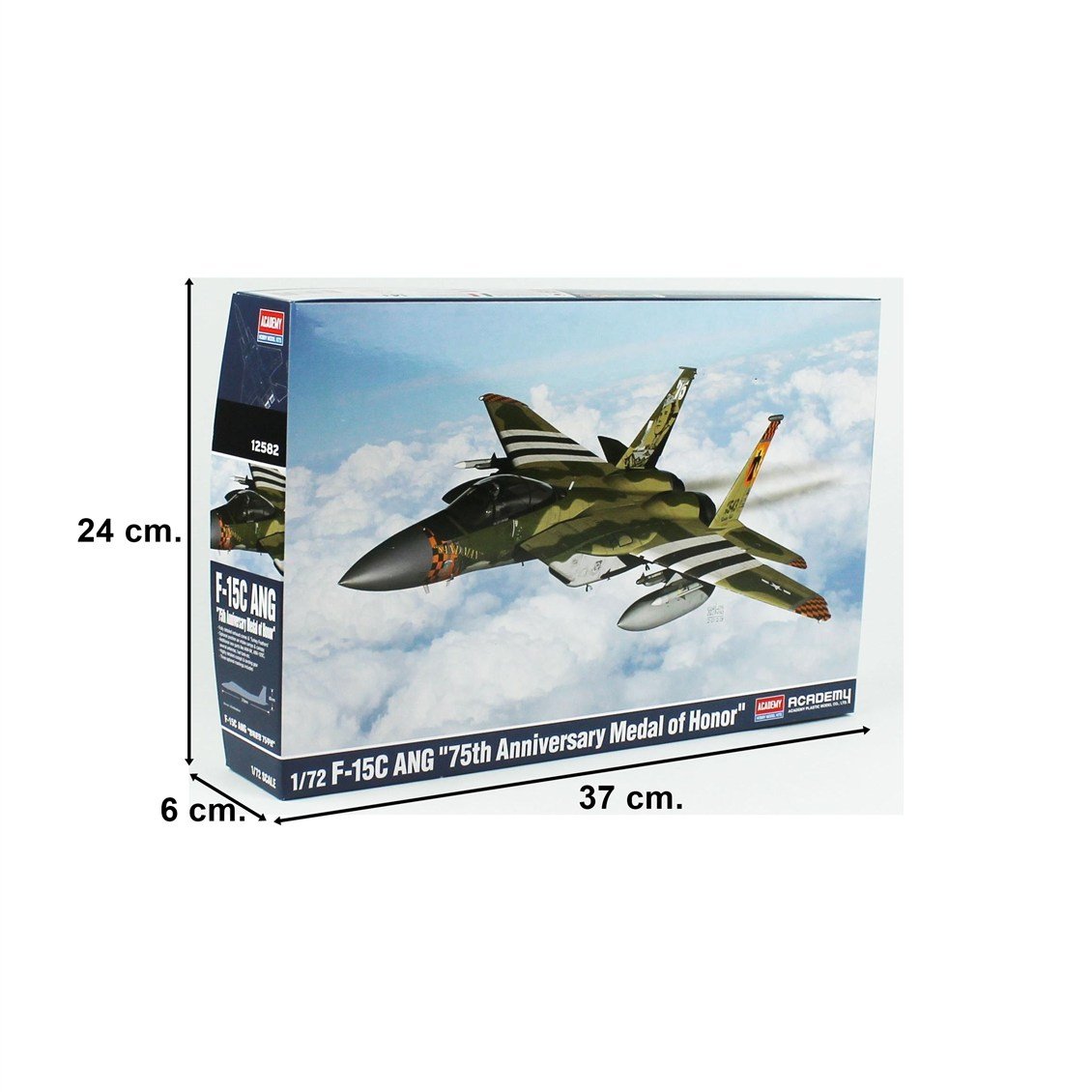 Academy 12582 1/72 F-15C (75th Anniversary Medal of Honor) Savaş Uçağı, Plastik Model Kiti