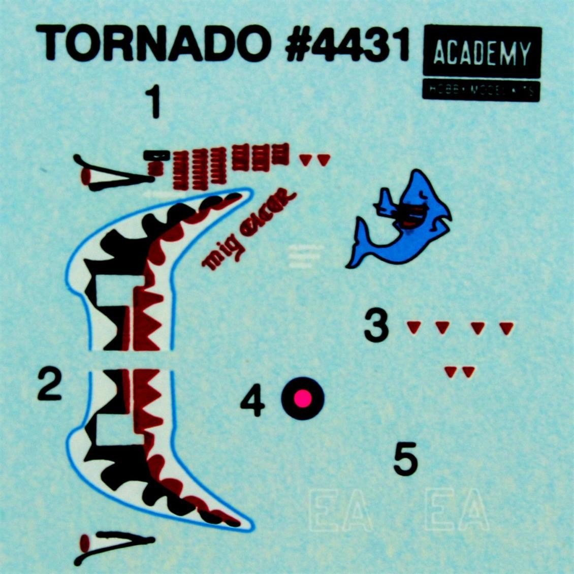 Academy 12607 1/144 Ölçek,  Panavia Tornado Savaş Uçağı, Plastik Model Kiti