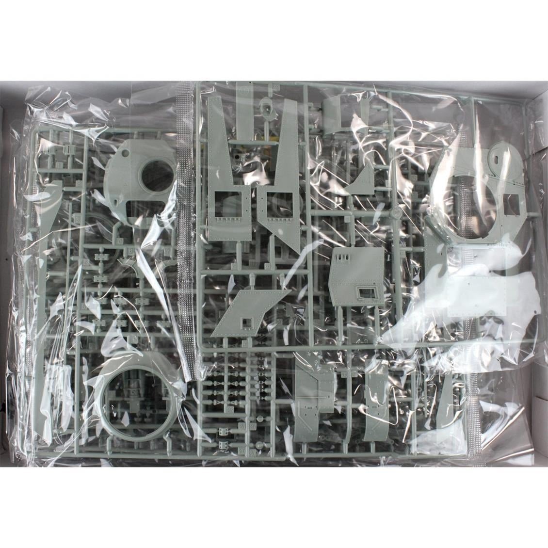 Academy 13228 1/35 Ölçek, M3 Grant Tank ve Personeli, Plastik Model Kiti