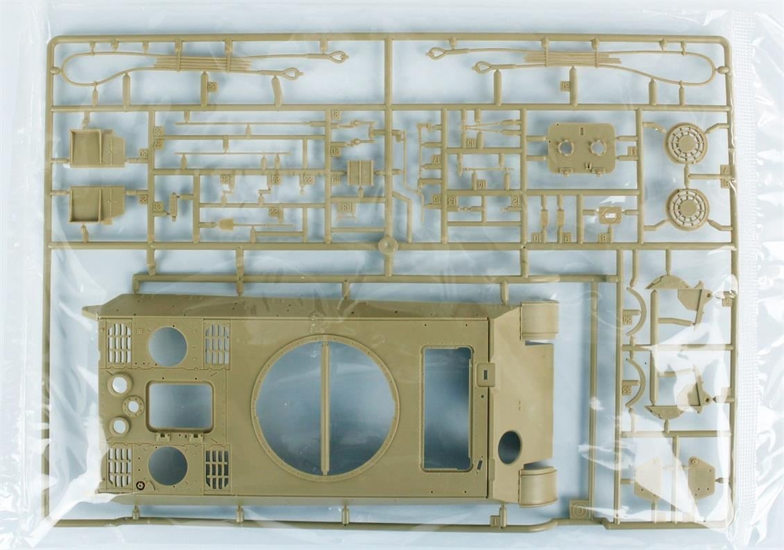 Academy 13229 1/35 Ölçek, German King Tiger (Last Production) Tank, Plastik Model Kiti