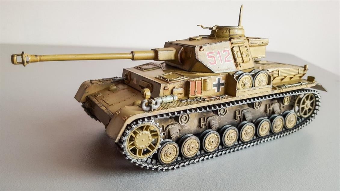 Academy 13234 1/35 Ölçek, Alman Orta Tankı Panzer IV (Versiyon H), Plastik Model Kiti