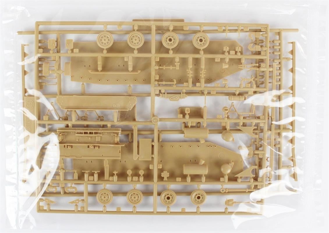 Academy 13235 1/35 Ölçek, Alman Sturmgeschütz IV Tank Avcısı, Plastik Model Kiti
