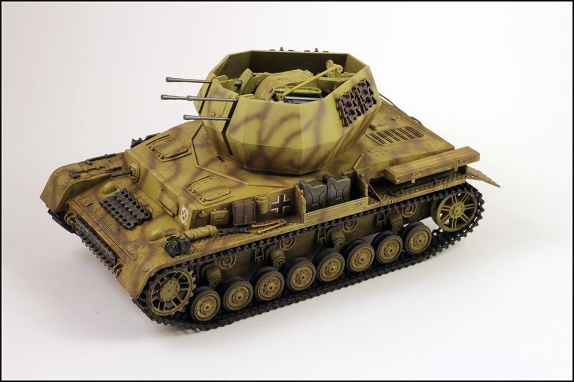 Academy 13236 1/35 Ölçek, Flakpanzer IV Wirbelwind Tank, Plastik Model Kiti
