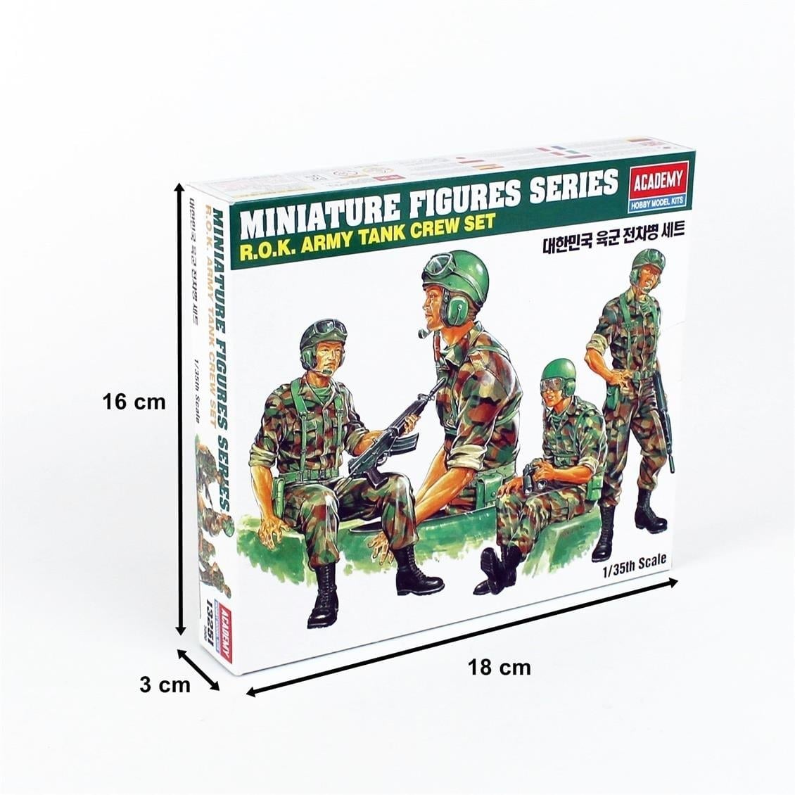 Academy 13251 1/35 Ölçek, ROK Army Tank Mürettebatı, Plastik Model Kiti